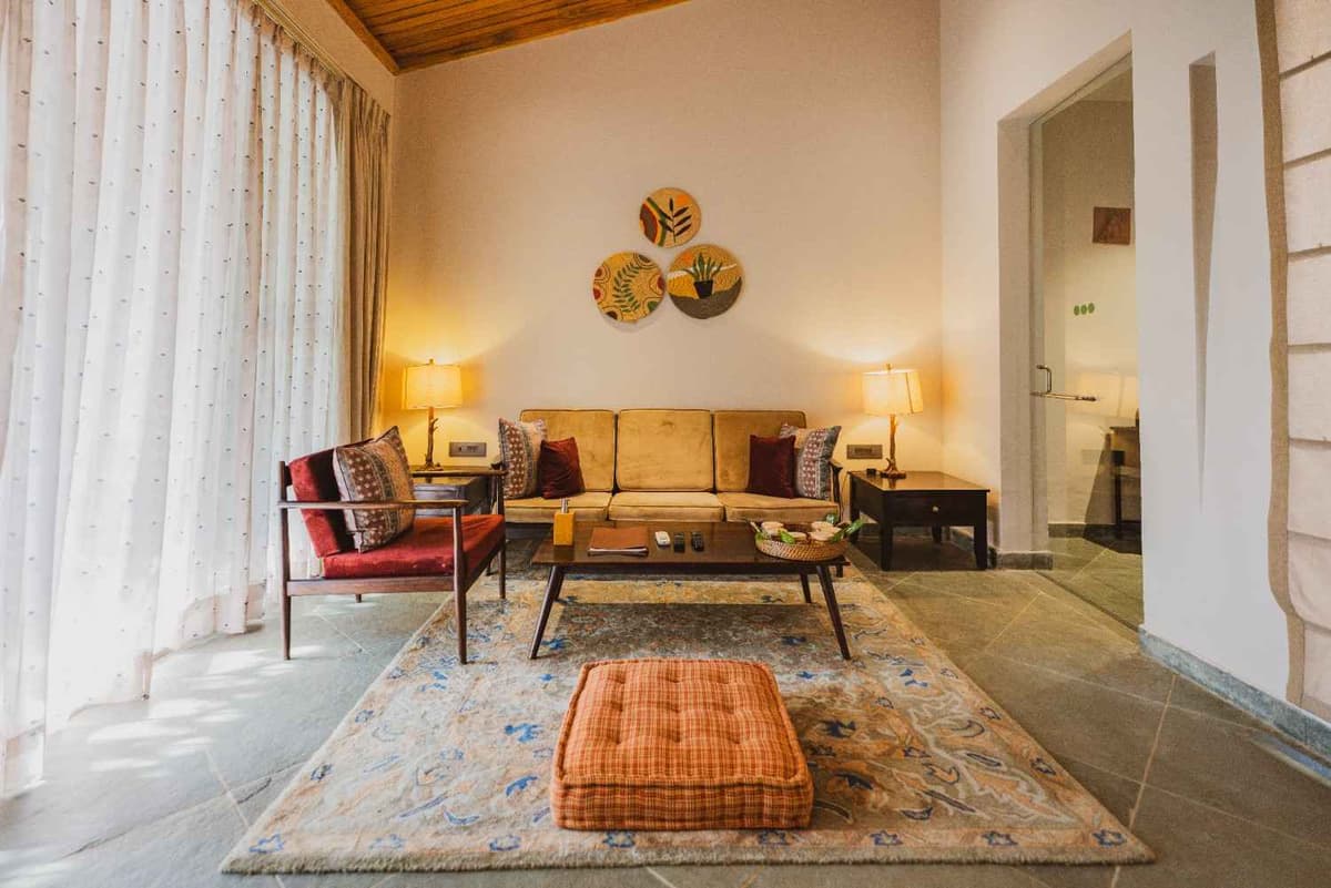 Luxury Villa With Private Courtyard Luxury Villa With Private Courtyard