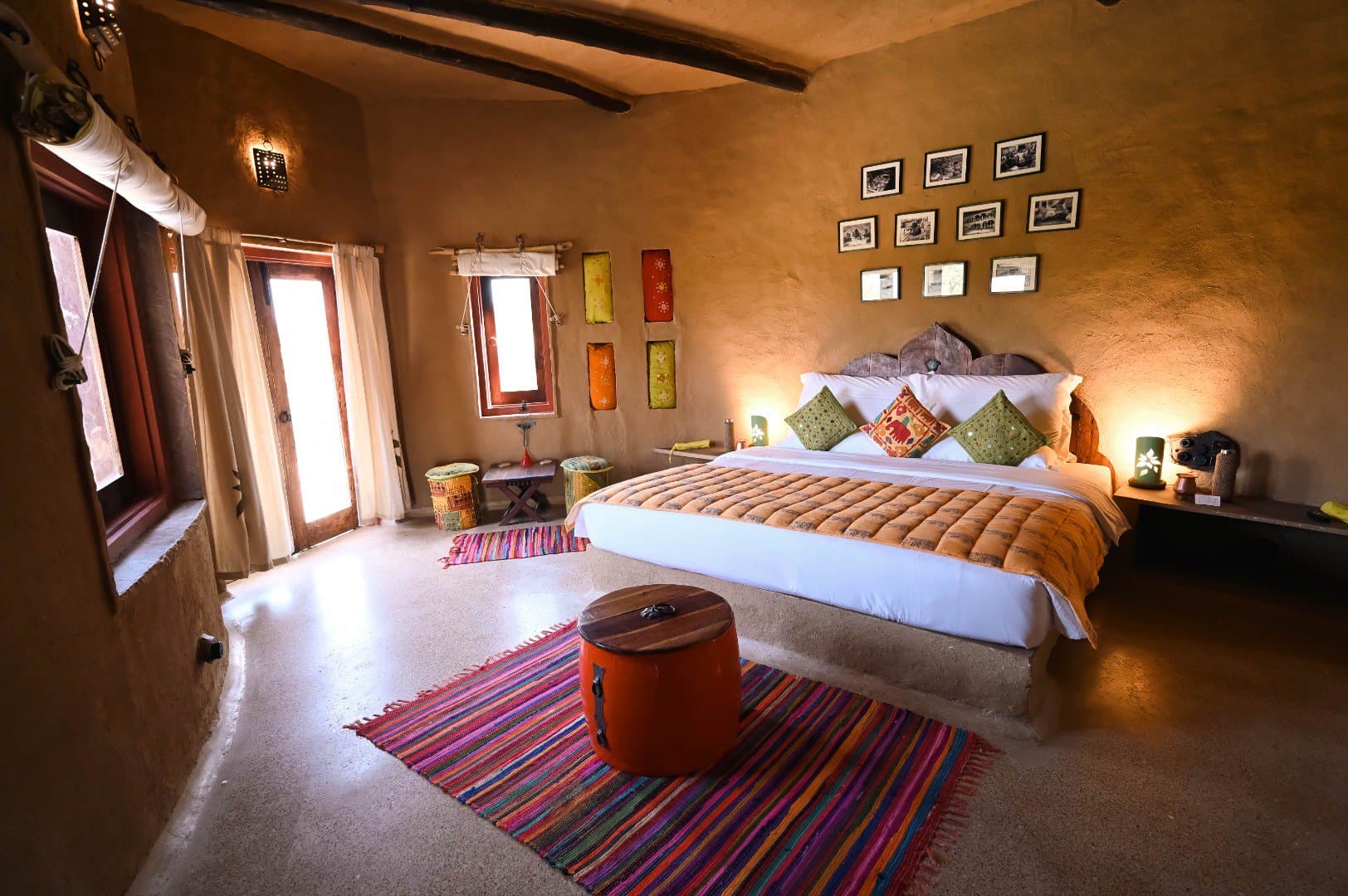 Luxury Cottage With Private Heated Pool Luxury Cottage With Private Heated Pool