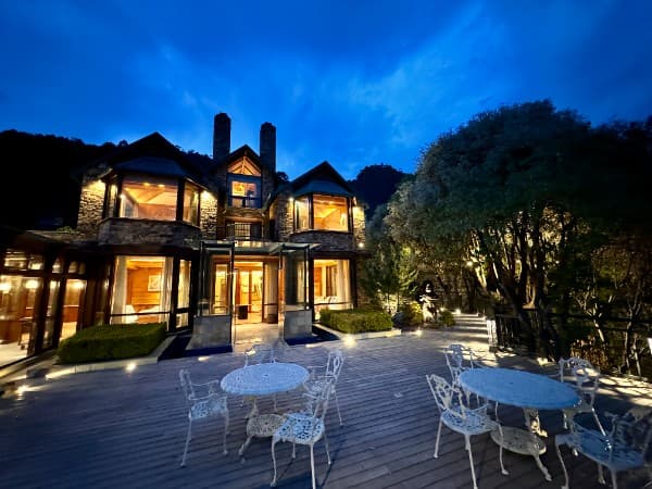 What to Look for When Choosing a Luxury Hotel in Nainital