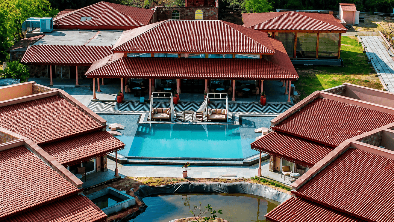 Why Staying at a Heritage Hotel Near Jaipur Can Change Your Rajasthan Experience