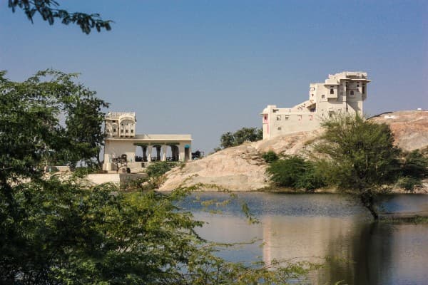 What to Expect From a Luxury Heritage Hotel Stay in Rural Rajasthan